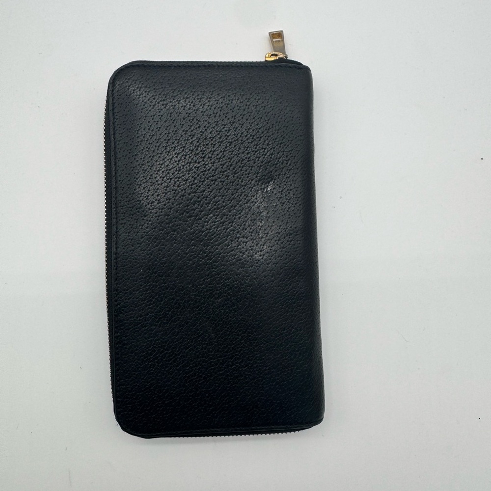 🚨🚨SOLD🚨🚨Versace Medusa Organizer - Picture 2 of 7